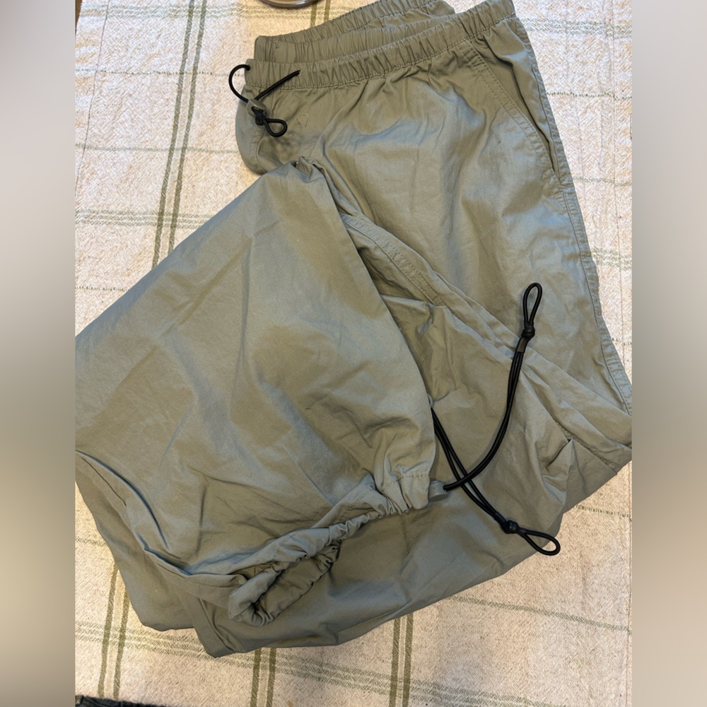H&M Sage Green Elastic Waist Pants